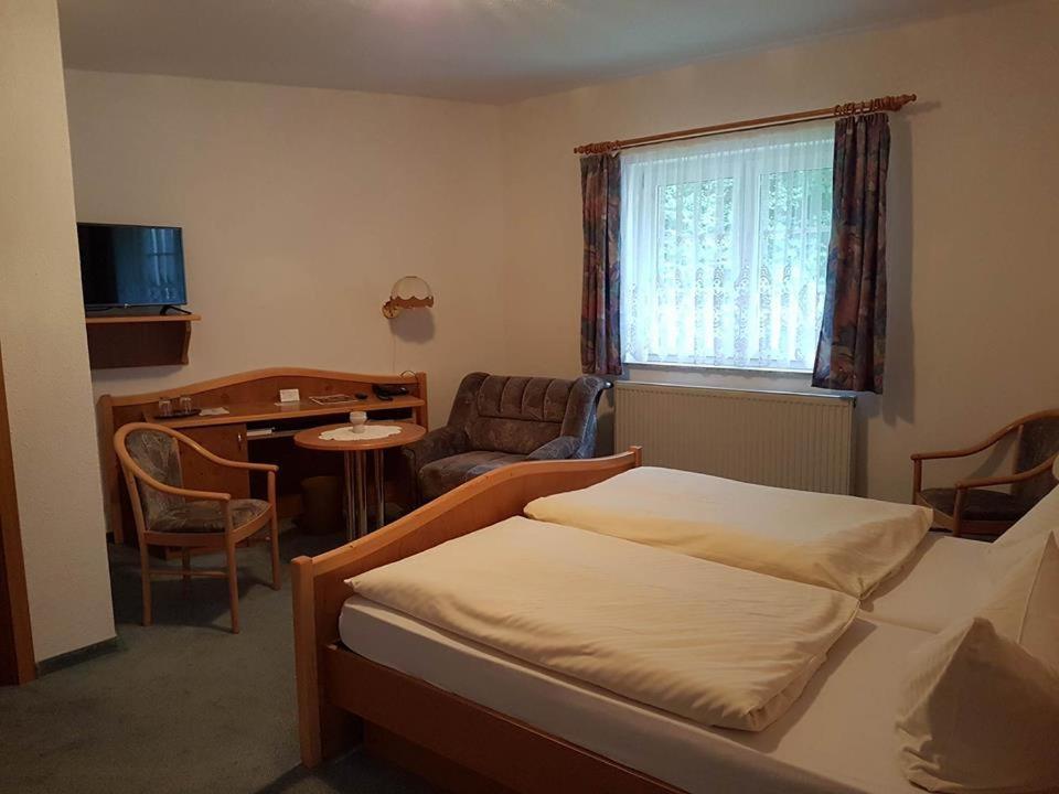 Land-Gut-Hotel Zur Lochmuehle Penig Kültér fotó